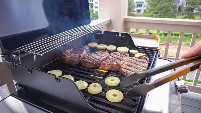 Jak wybrać grill gazowy idealny dla Twojego ogrodu?