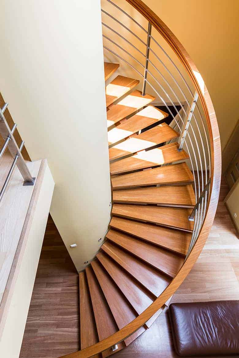 Schody spiralne zalety