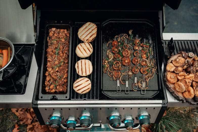 Akcesoria Broil King Do More - jak zamienić grill we wszechstronne centrum kulinarne? | BLOG BUDOWLANY Akcesoria Broil King Do More - jak zamienić grill we wszechstronne centrum kulinarne? | BLOG BUDOWLANY